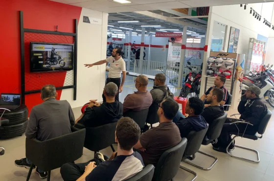 CURSO DE PILOTAGEM DA SATÉLITE MOTOS HONDA CURSO DE PILOTAGEM DA SATÉLITE MOTOS HONDA